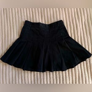 Brandy Melville Black tennis skirt